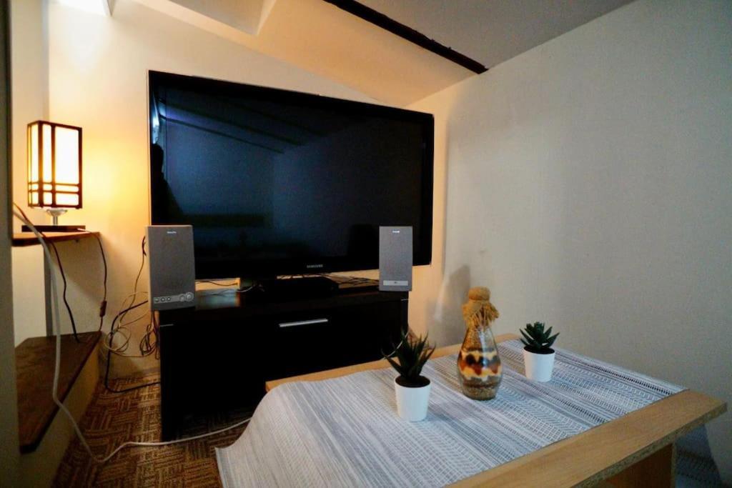 בוקרשט 2-Room Cozy Retreat Near City Center מראה חיצוני תמונה